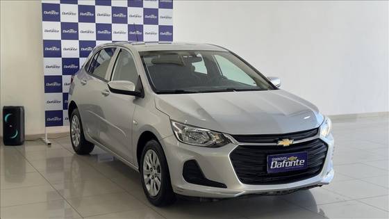 CHEVROLET ONIX 1.0 TURBO FLEX AUTOMÁTICO CHEVROLET ONIX 1.0 TURBO FLEX AUTOMÁTICO